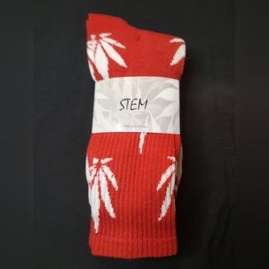 (2)Pack Stem Funny Marijuana Weed, Maple Leaf Socks Red And White OS